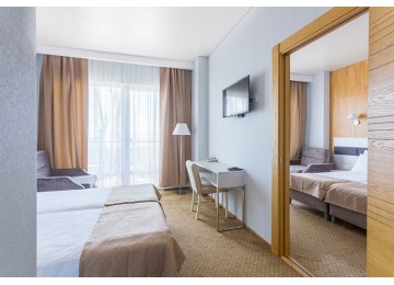 Отель «Санмаринн» / «Sunmarinn Resort Hotel All inclusive»,  Стандарт 4-местный 2-комнатный Семейный