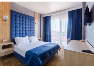 Отель «Санмаринн» / «Sunmarinn Resort Hotel All inclusive»,  Люкс 2-местный 2-комнатный